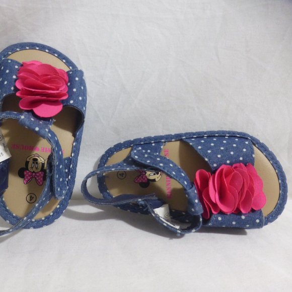 MINNIE MOUSE, size 4, polka dot Velcro fastened sandals GUC - Picture 7 of 10
